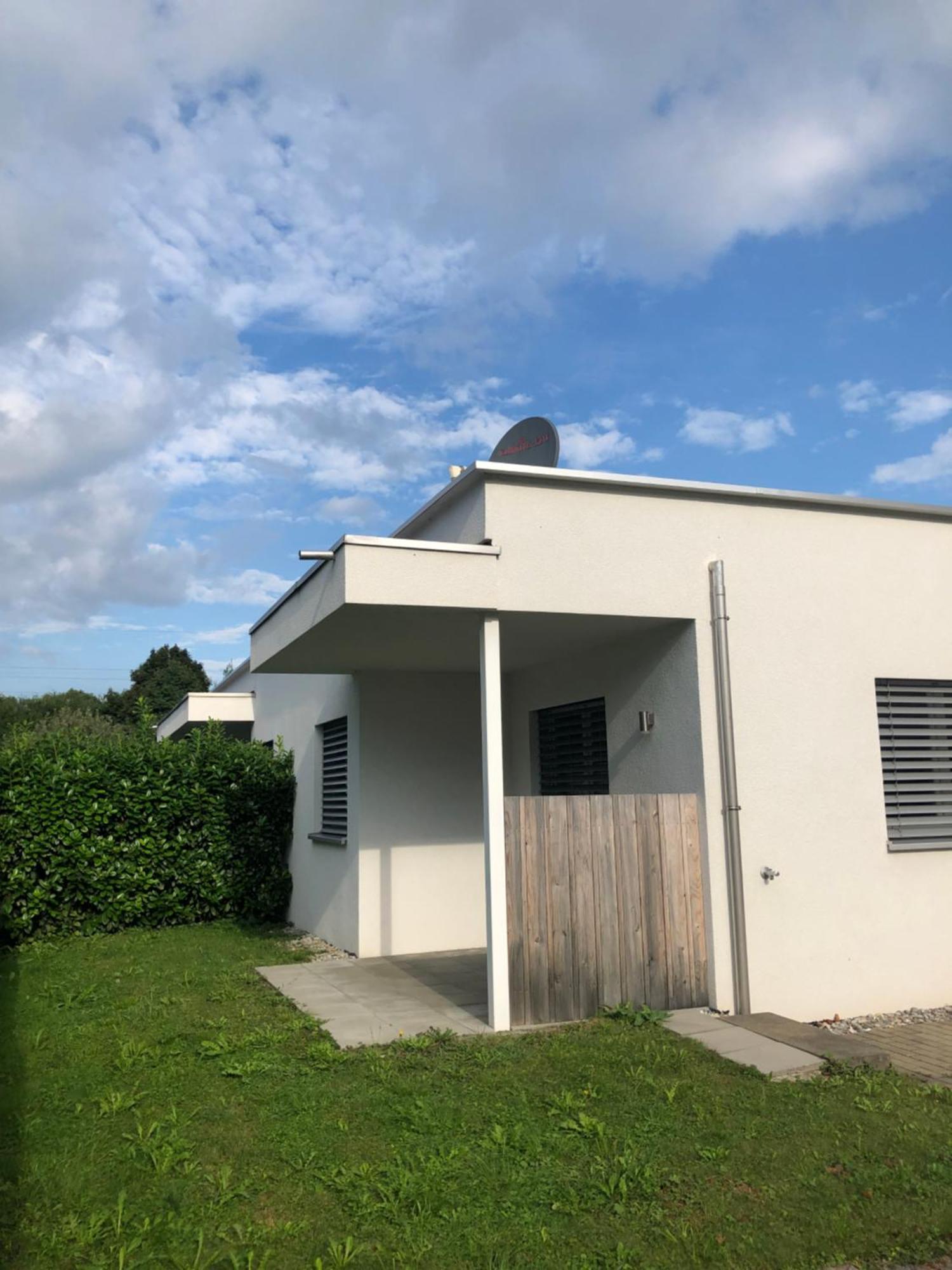Crown Living Design Apartment - Gratis Parkplatz - Wlan - Kueche - Self Check-In Altach Exterior foto